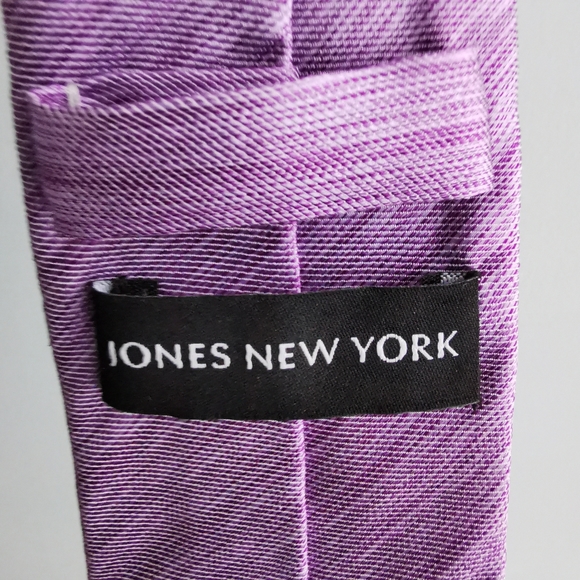 Jones New York Tie - Picture 2 of 3